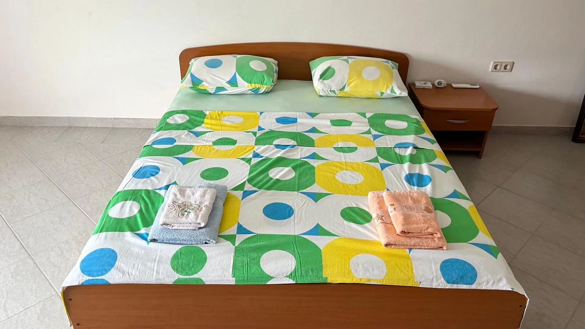 Apartment Martino Residences Studio Vir